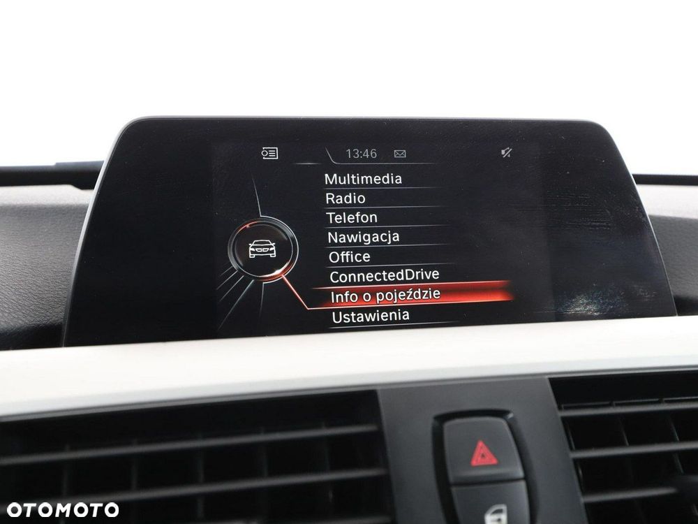 BMW Seria 3 318d Advantage - 24