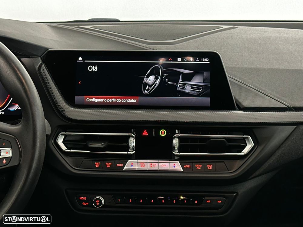 BMW 218 Gran Coupé - 21