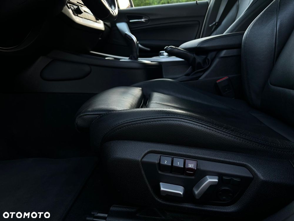 BMW Seria 1 120d xDrive Edition M Sport Shadow - 10