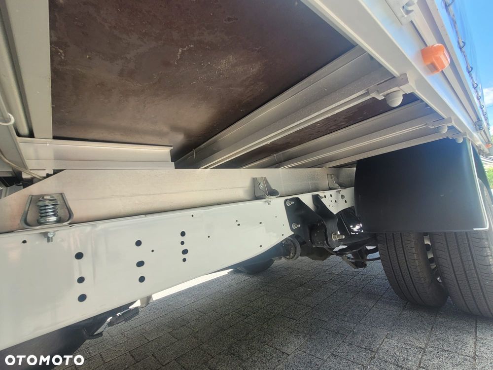 Ford Transit - 17
