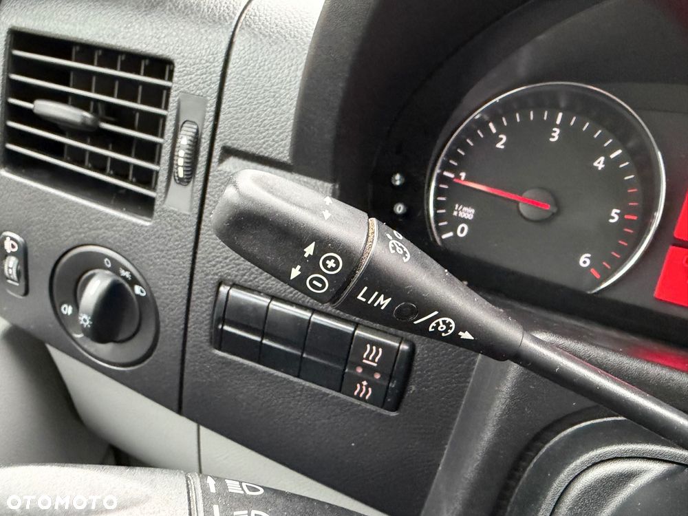 Volkswagen CRAFTER - 23