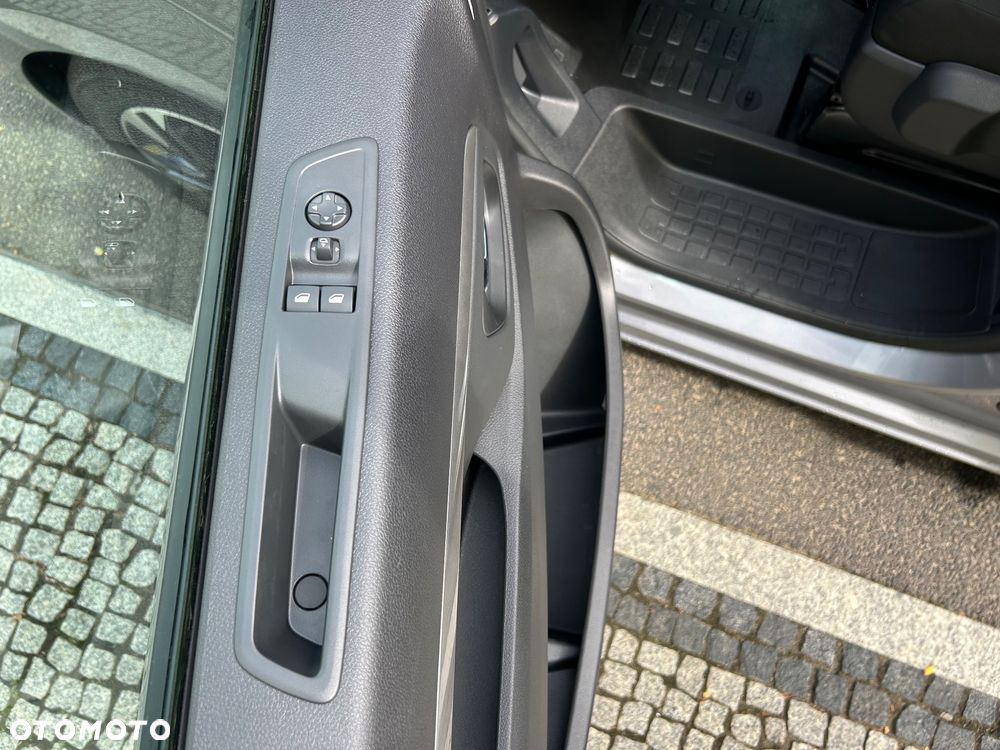 Opel Zafira 2.2 Diesel XL Business - 15