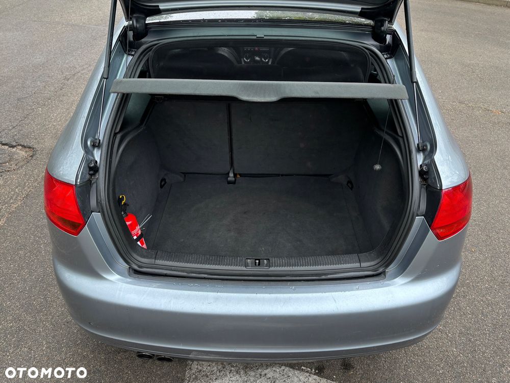 Audi A3 Sportback 1.8 TFSI S line Sportpaket - 12