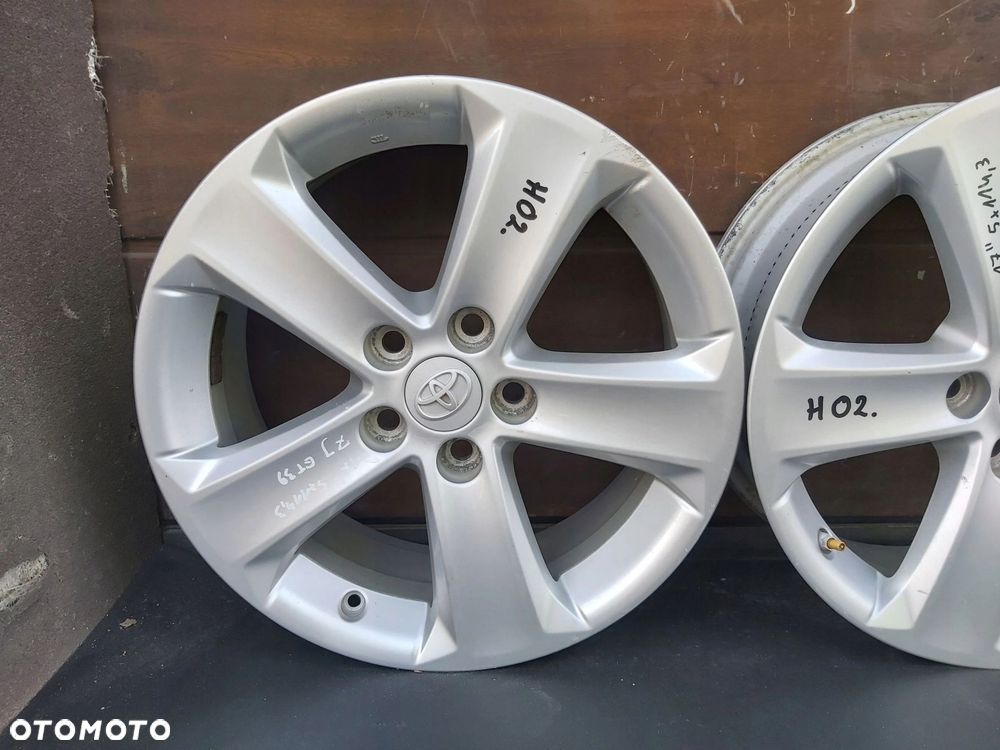 Toyota Auris Corolla E16 E18 Avensis T27 Alufelgi felgi 17 5x114,3 7J et39 - 3