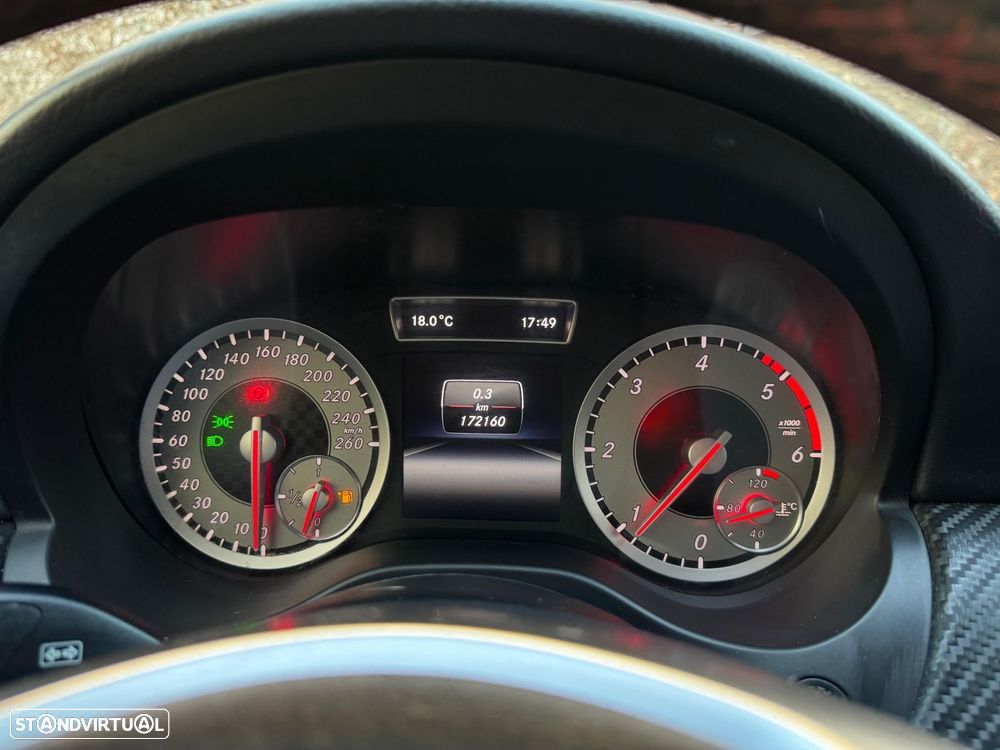 Mercedes-Benz A 180 d AMG Line - 34