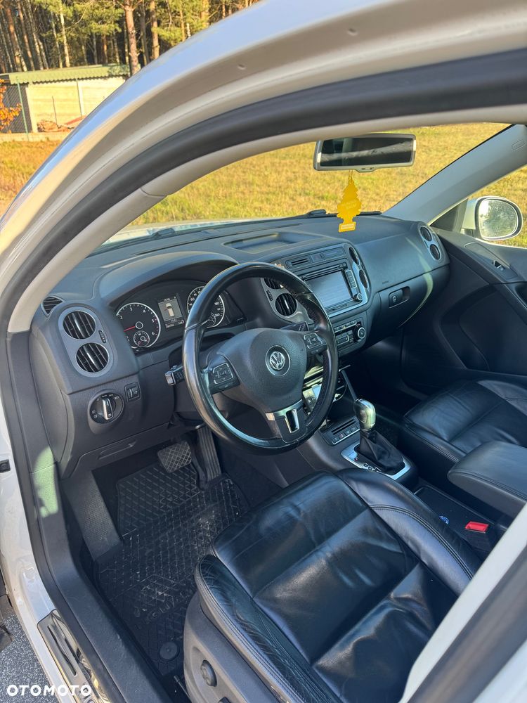 Volkswagen Tiguan - 11
