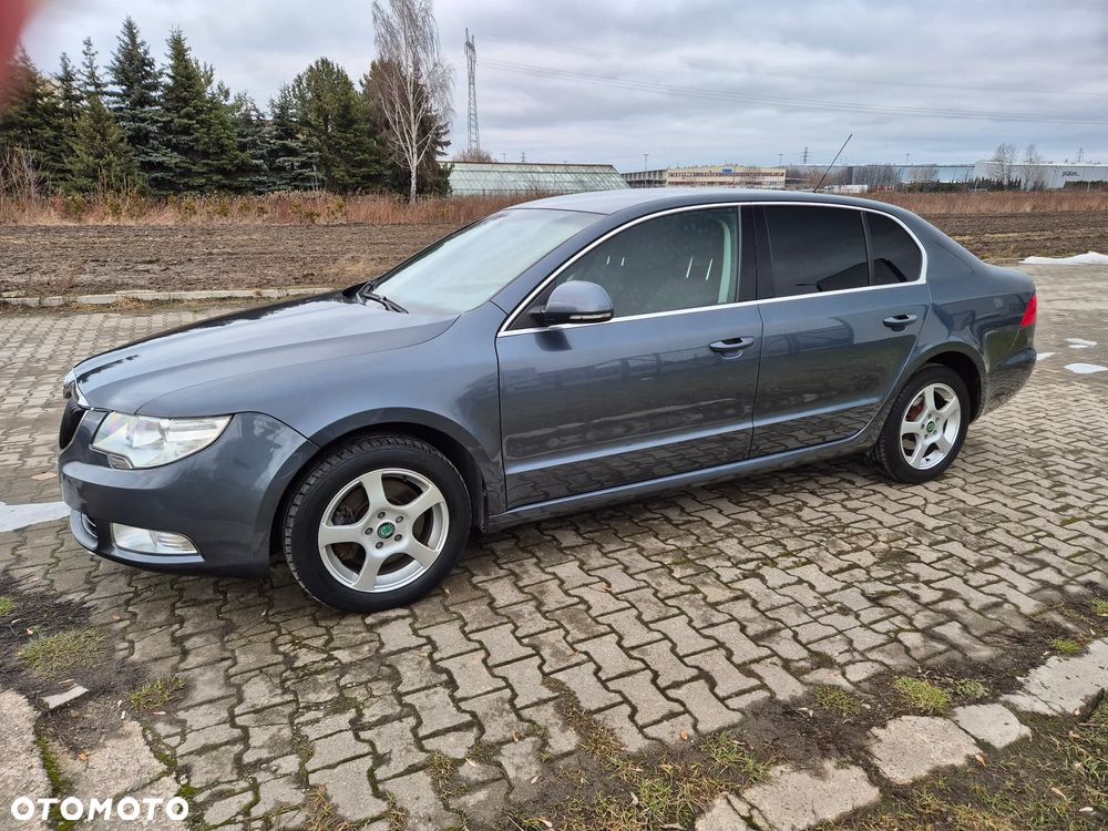 Skoda Superb - 14