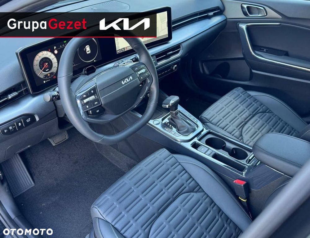 Kia XCeed 1.6 T-GDI Business Line DCT - 13
