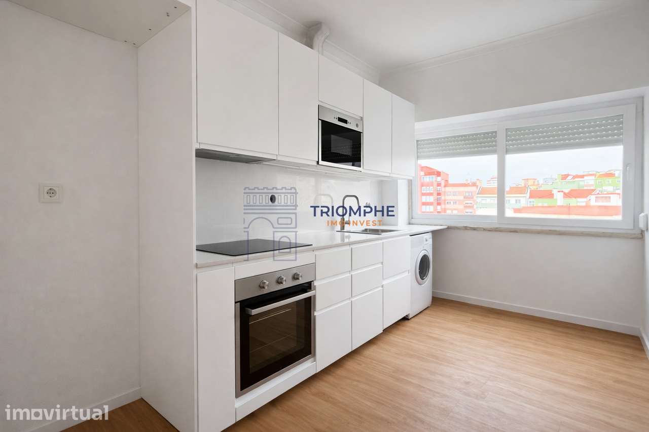 Apartamento T2 Totalmente Renovado com Arrecadação - Grande imagem: 4/21