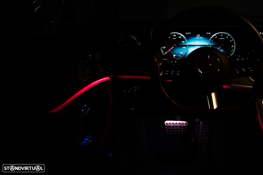 Mercedes-Benz E 300 de 4Matic T 9G-TRONIC - 48