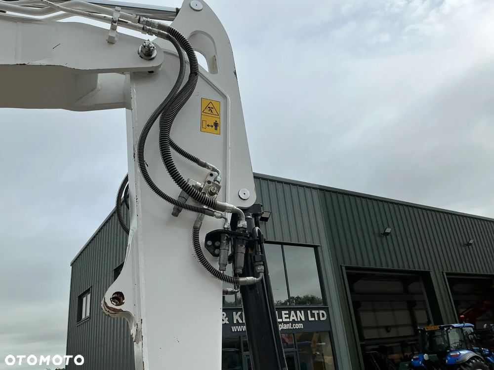 Bobcat E85 - 10