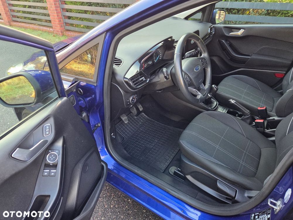Ford Fiesta 1.0 EcoBoost S&S TITANIUM - 13