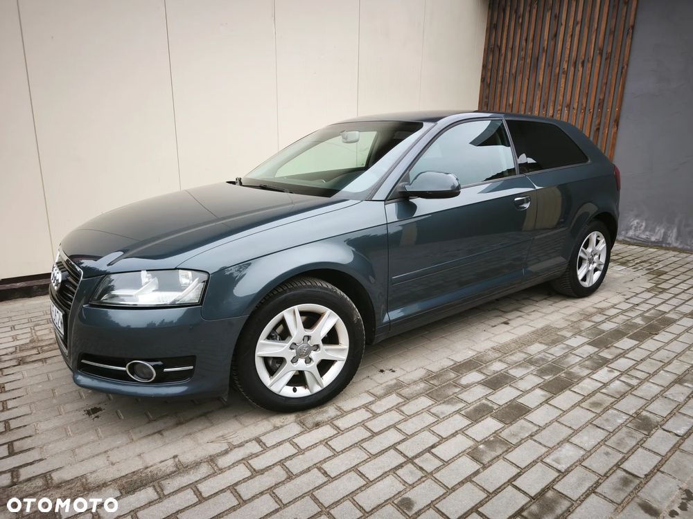 Audi A3 3-drzwiowe 2.0 TDI Ambiente - 2