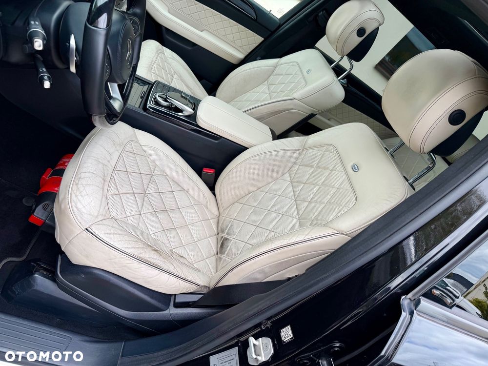 Mercedes-Benz GLS - 17