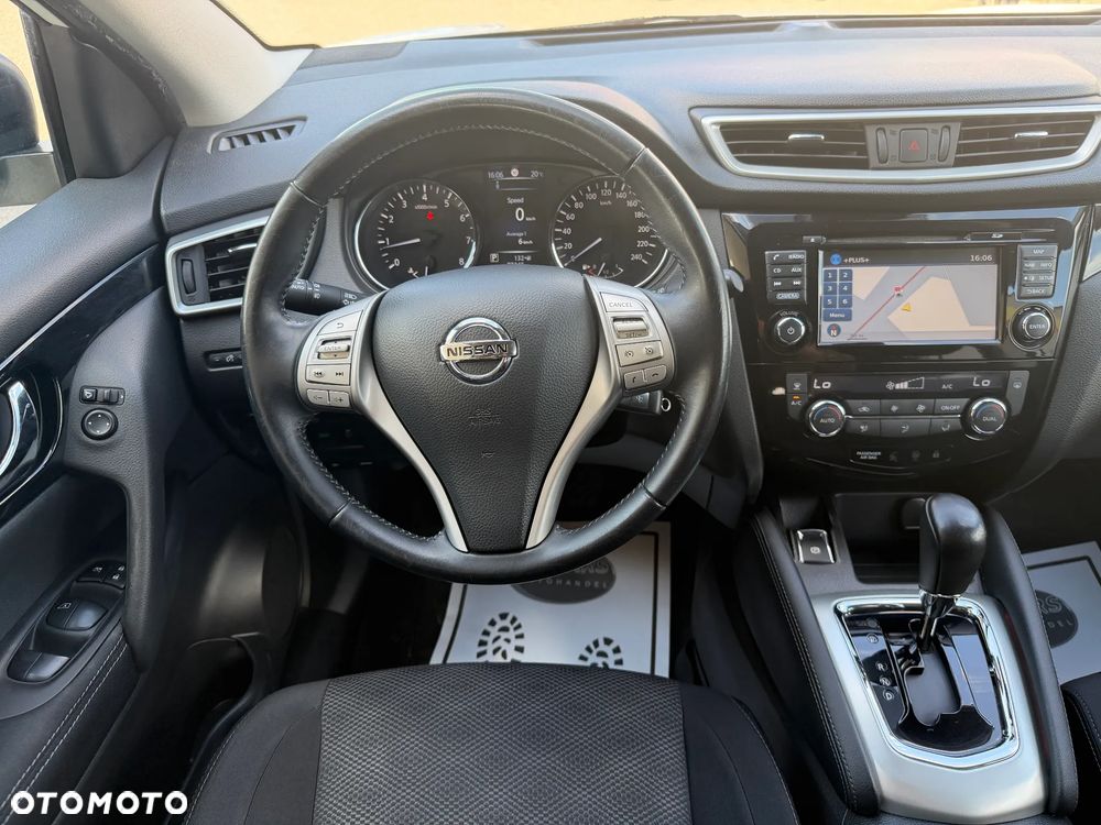 Nissan Qashqai 1.2 DIG-T Xtronic TEKNA - 9
