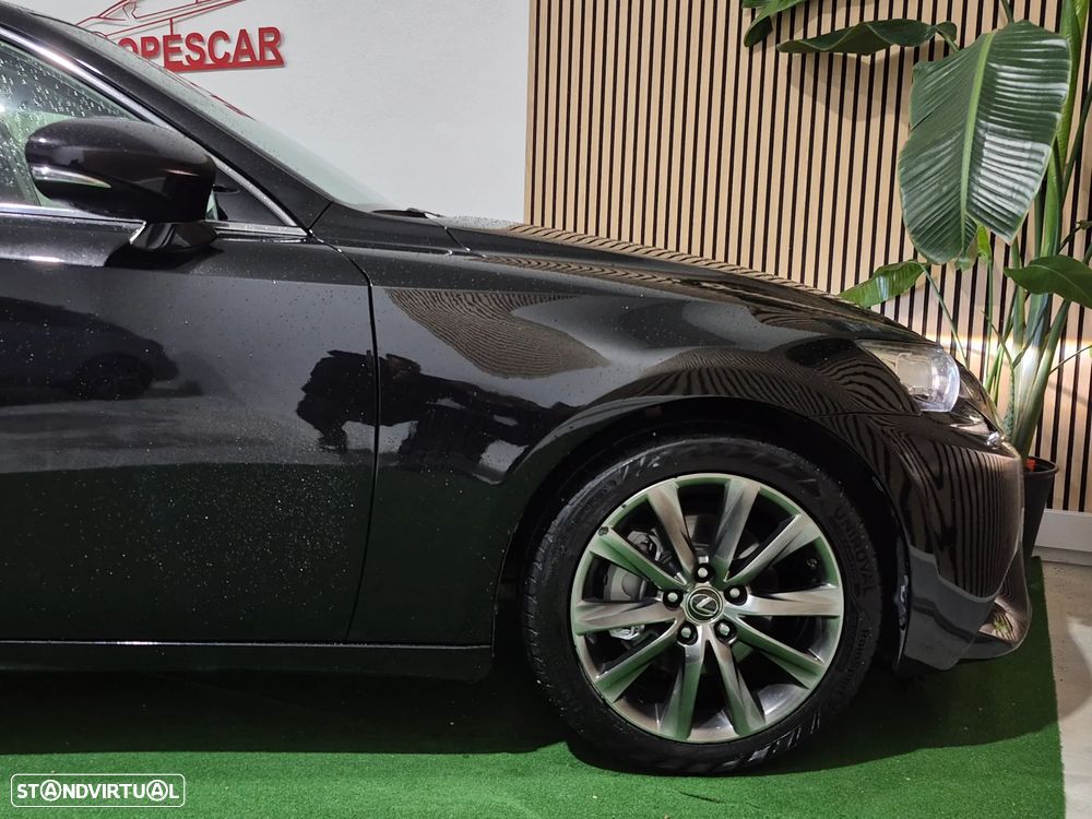 Lexus IS 300H Executive+ - 6