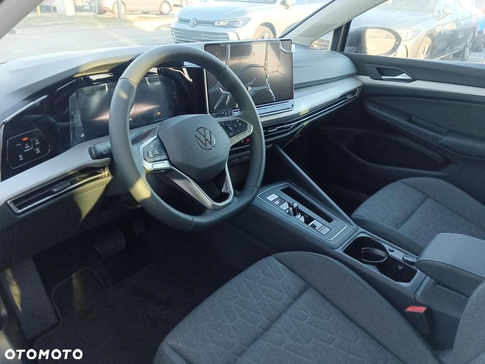 Volkswagen Golf - 17