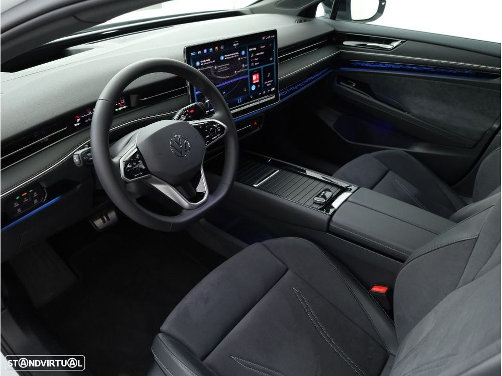 VW ID.7 77 kWh Pro Urban - 24