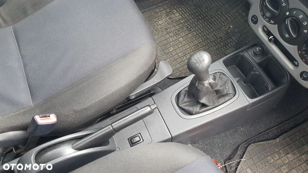 Renault Clio 1.2 TCE Rip Curl - 32