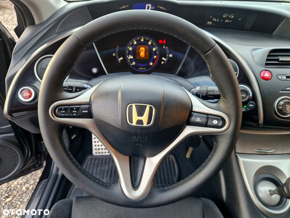 Honda Civic 1.8 TypeS - 10