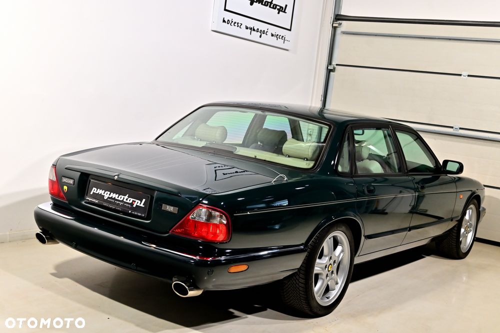 Jaguar XJR Standard - 34