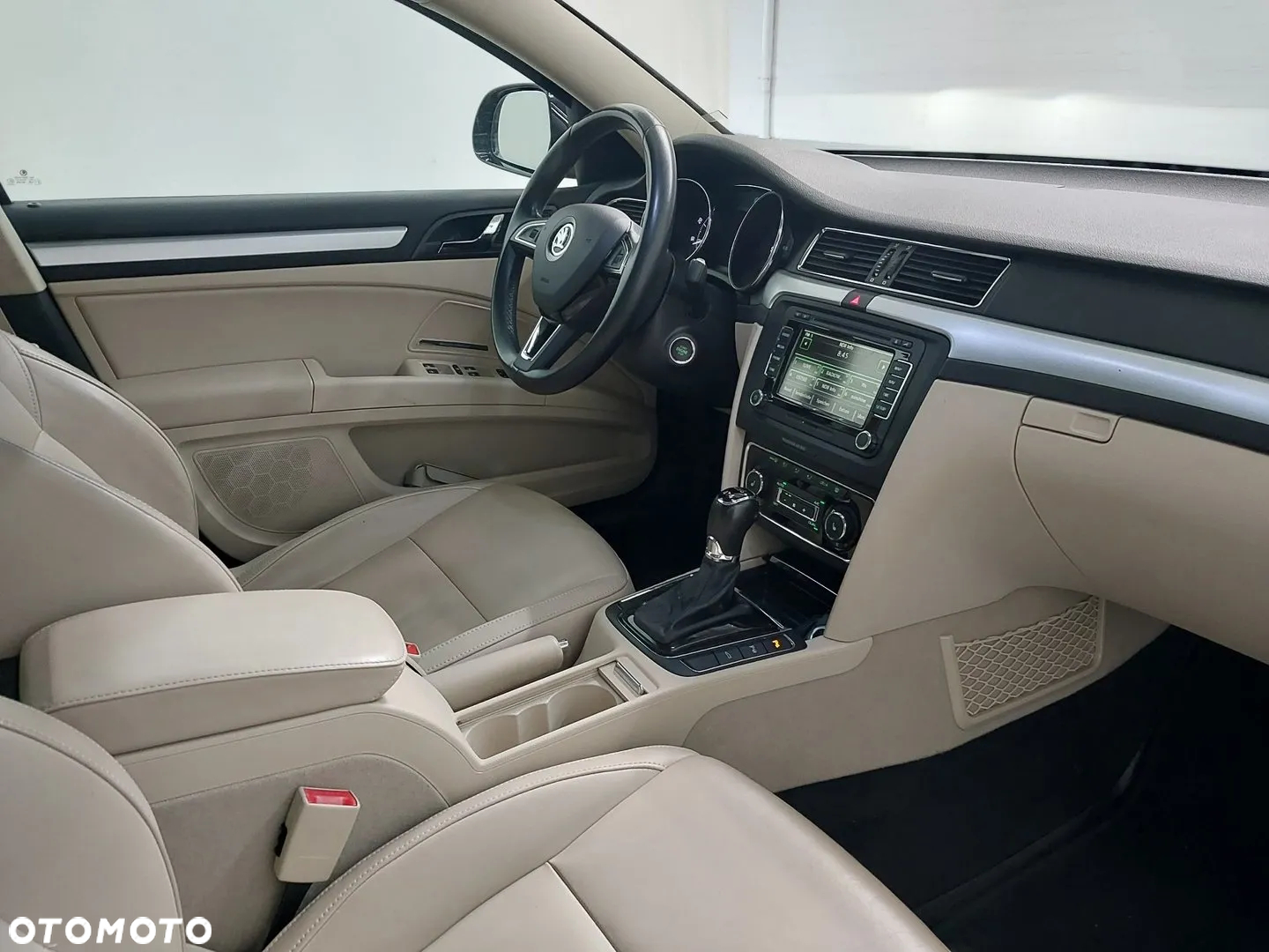 Skoda Superb Combi 3.6 V6 4x4 DSG Elegance - 14