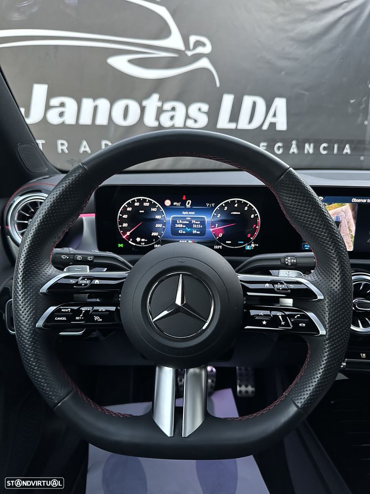Mercedes-Benz CLA 180 7G-DCT AMG Line - 15