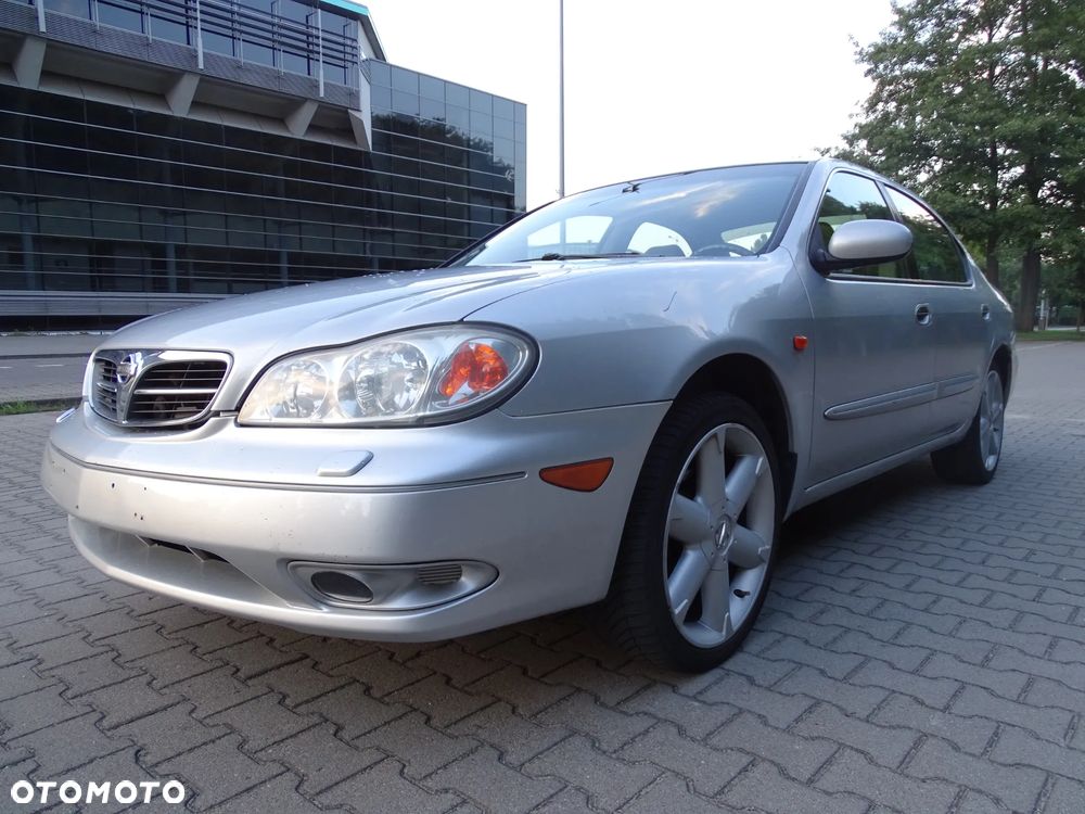 Nissan Maxima 2.0 Comfort - 12