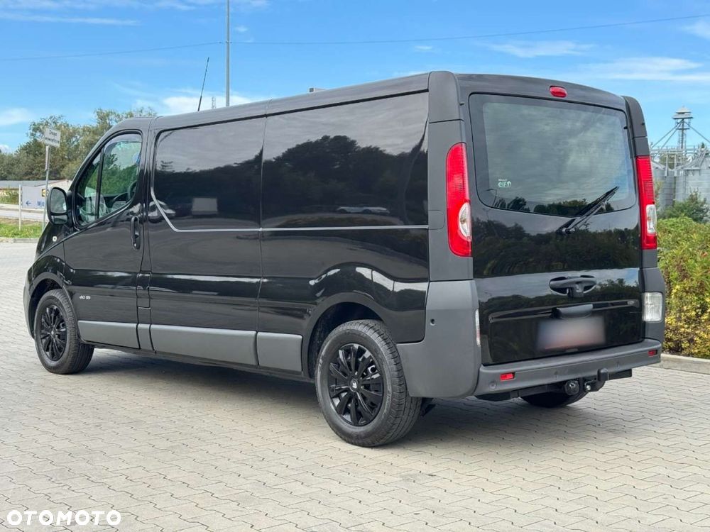 Renault Trafic - 2