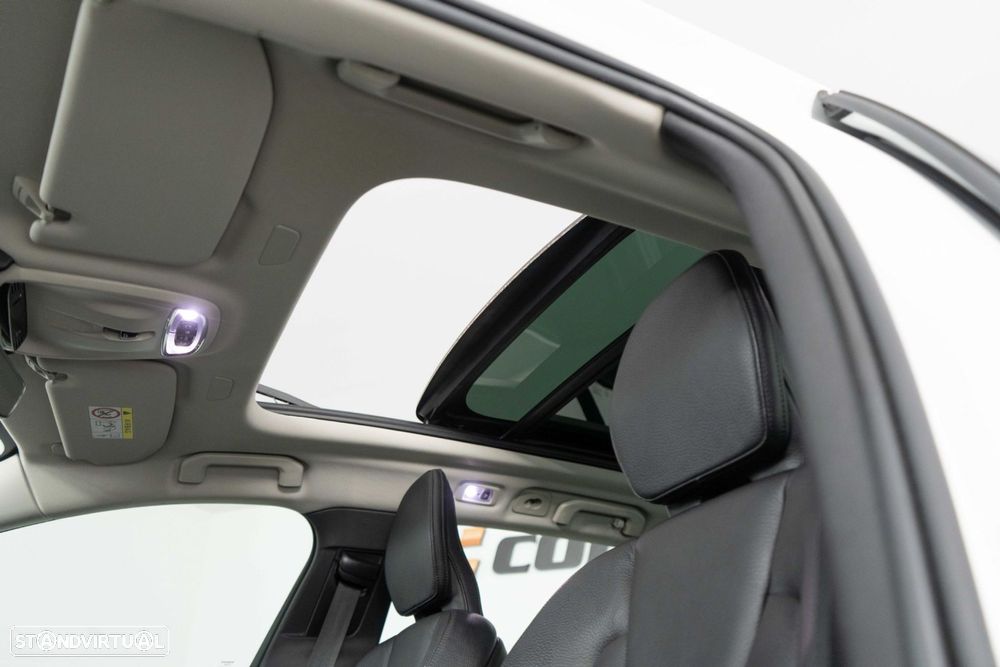 Volvo V60 2.0 T6 AWD TE Inscription Expression - 21