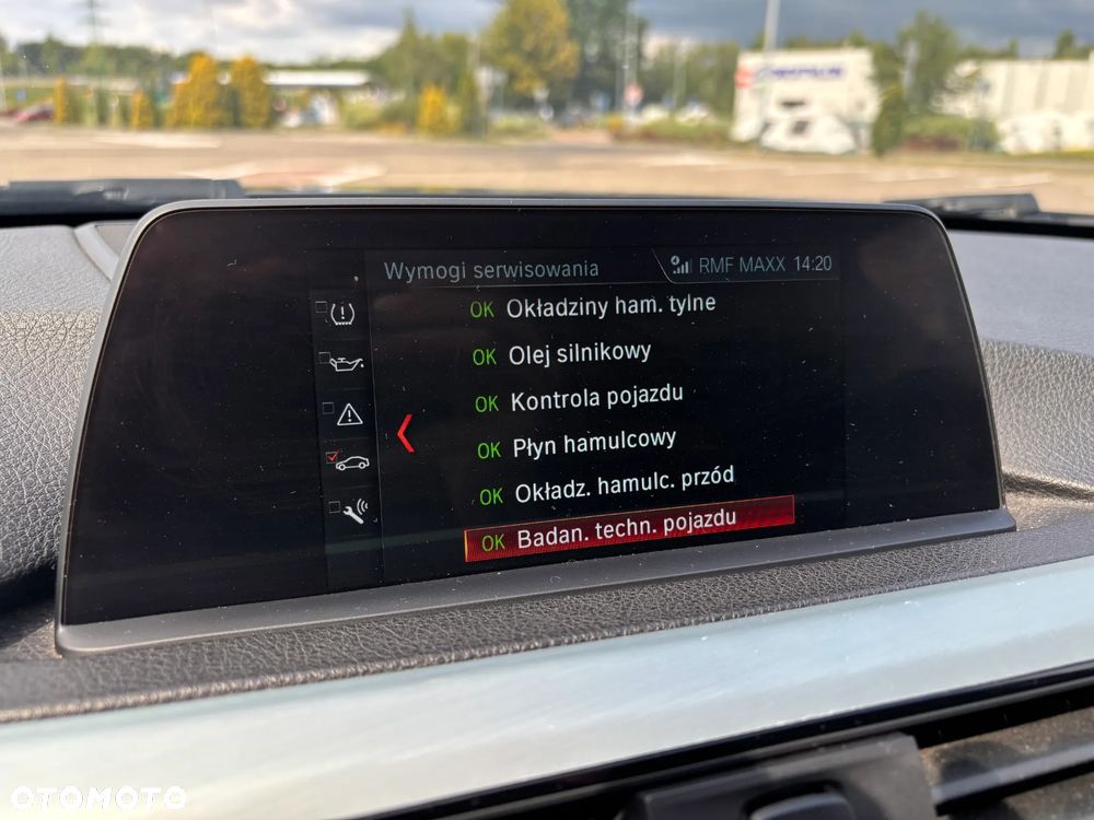 BMW Seria 3 320i - 13