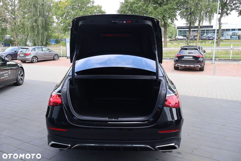 Mercedes-Benz Klasa E - 8