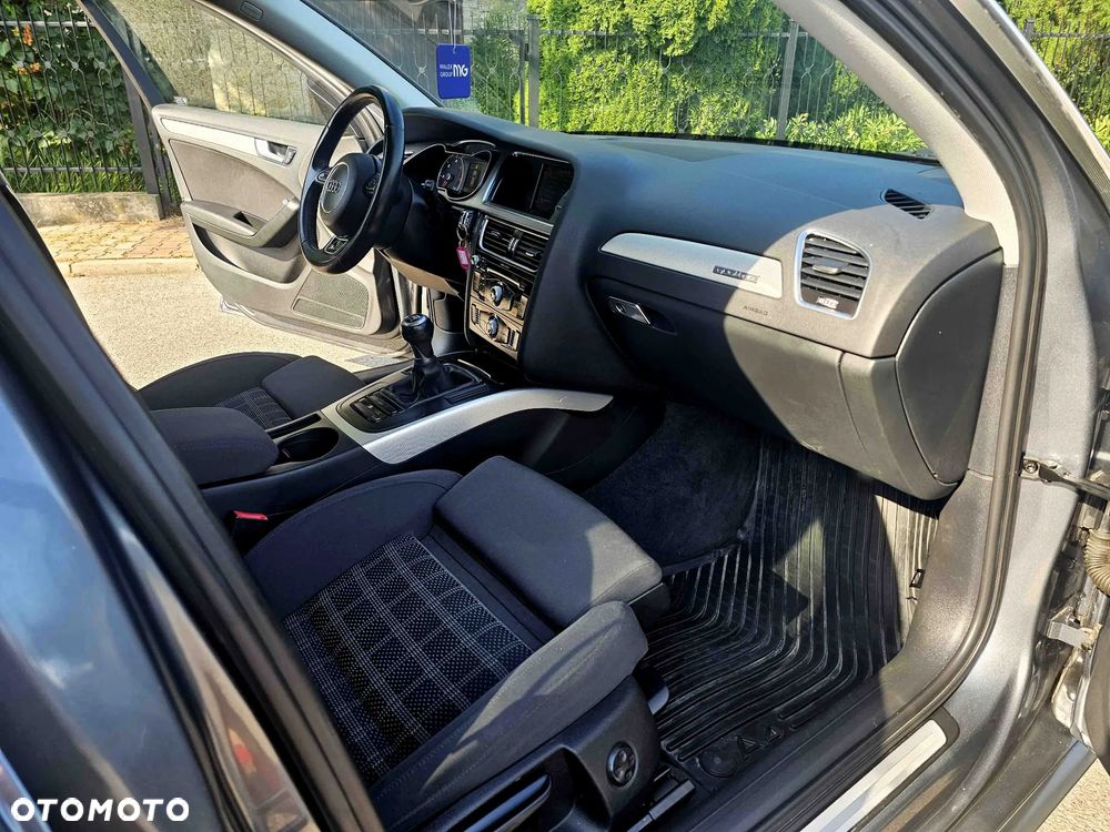 Audi A4 Avant 2.0 TDI DPF quattro Attraction - 19