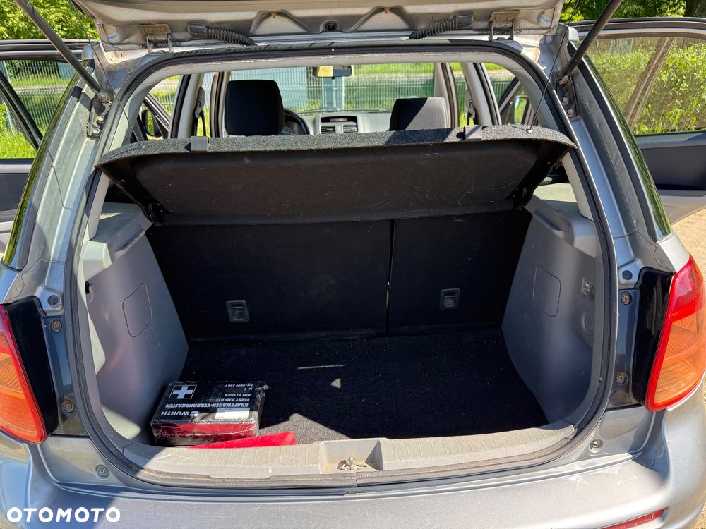 Suzuki SX4 - 17