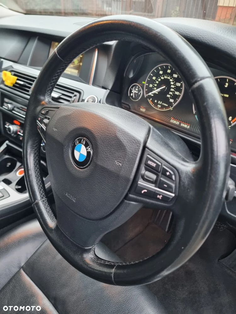 BMW Seria 5 520d - 8