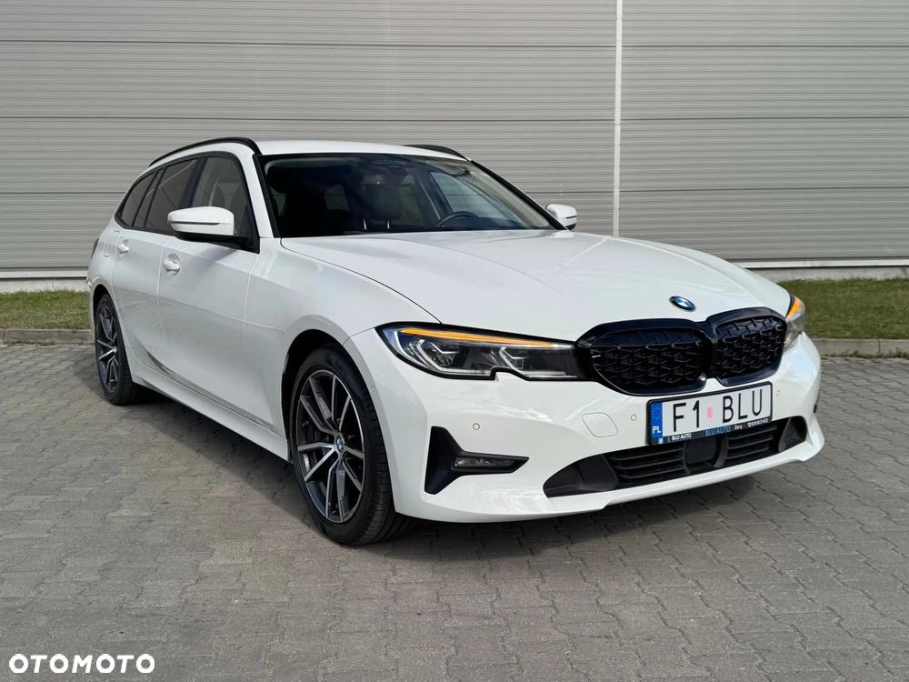 BMW Seria 3 - 18