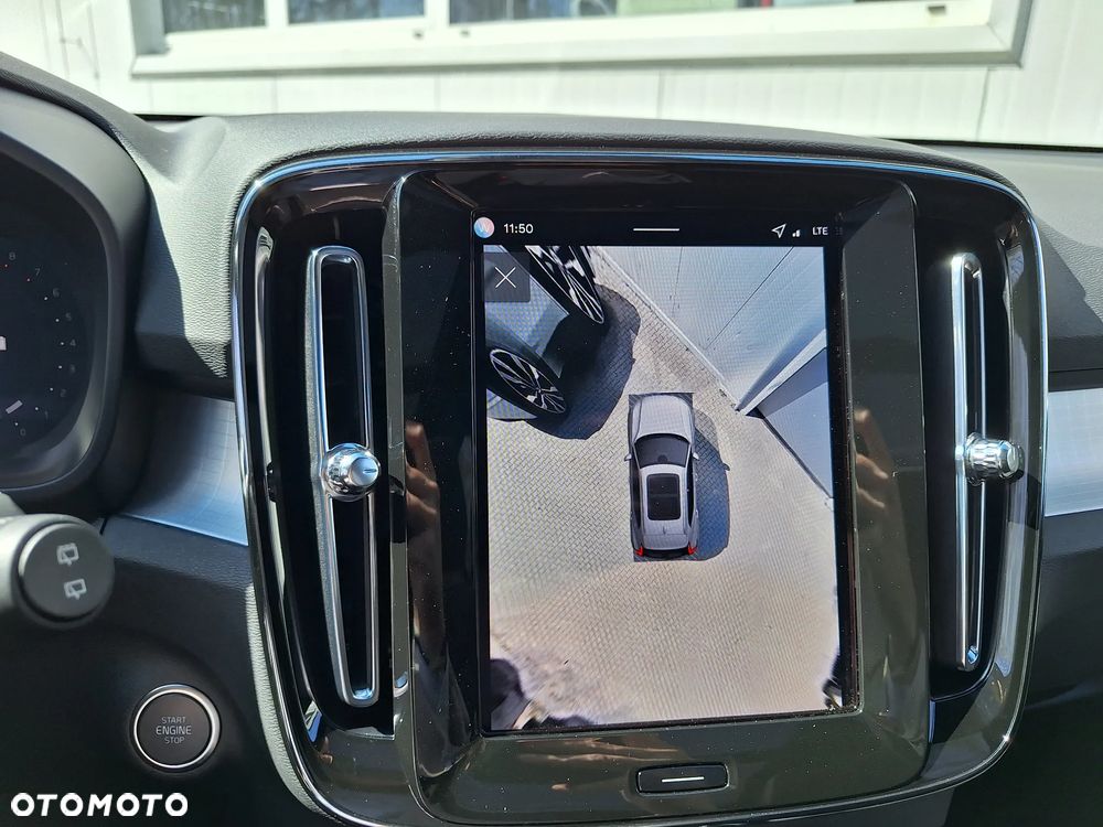 Volvo XC 40 B3 Ultra Dark - 19