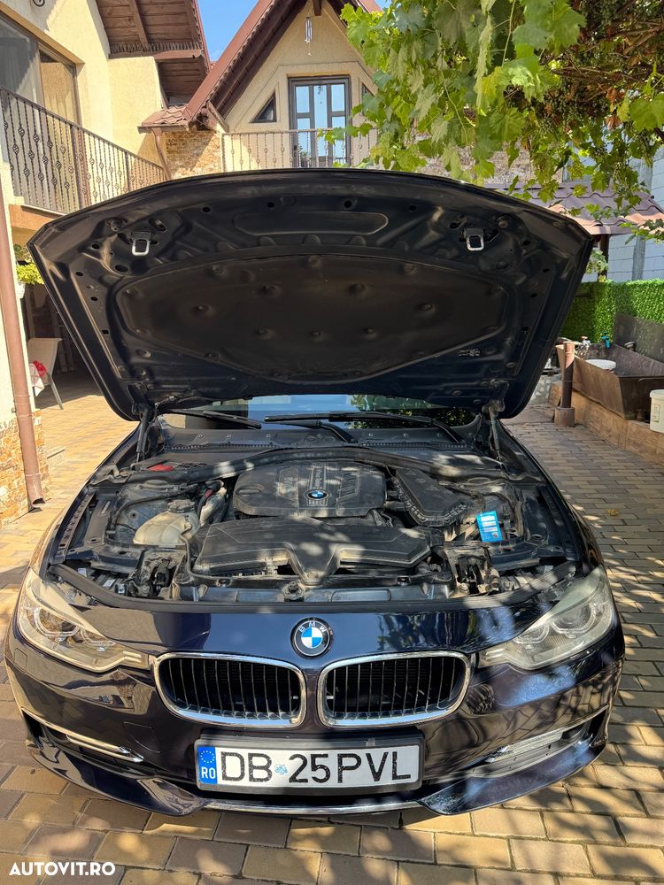 BMW Seria 3 320d EfficientDynamics Edition - 16