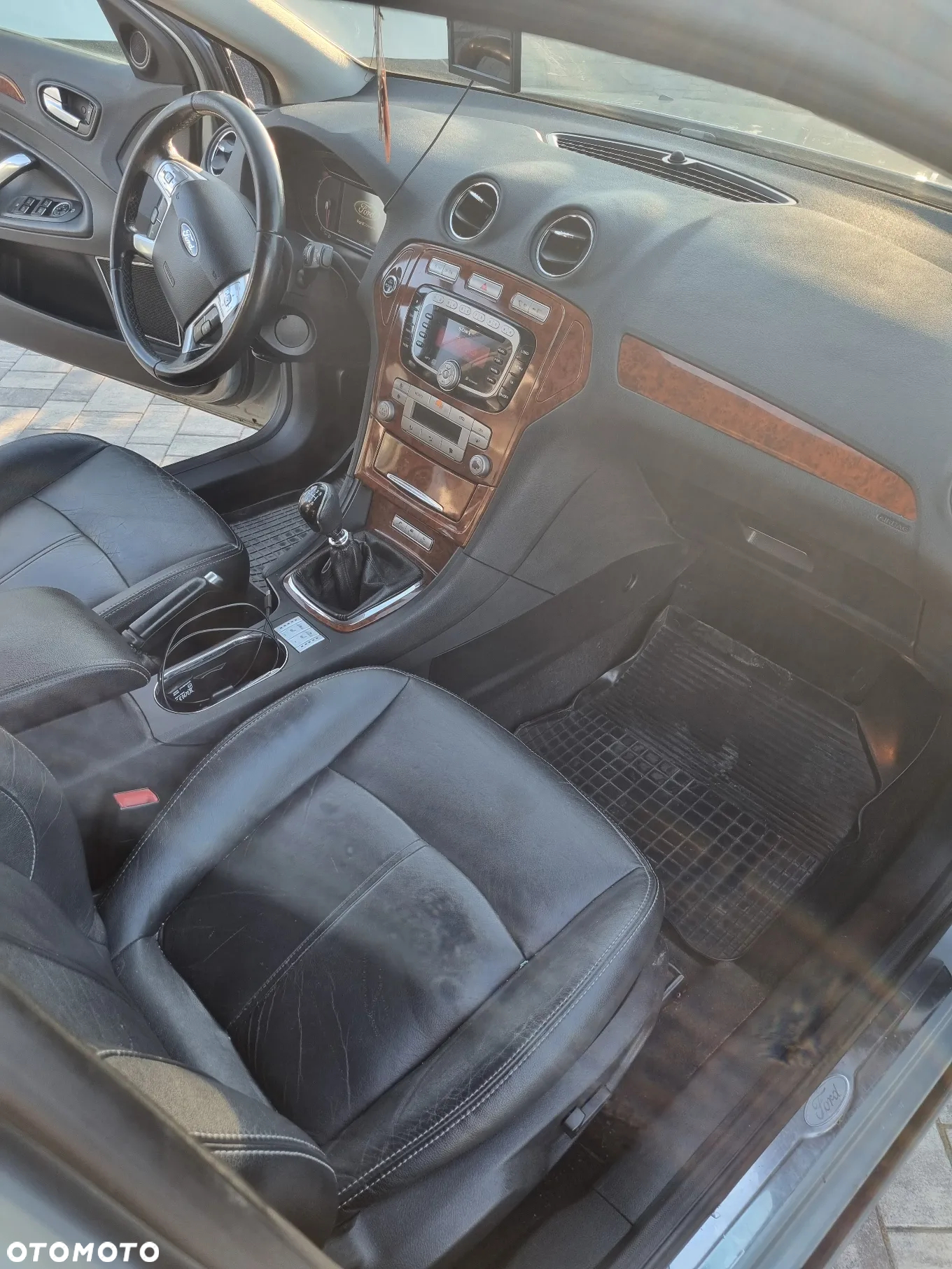 Ford Mondeo 2.0 TDCi Ghia X - 19