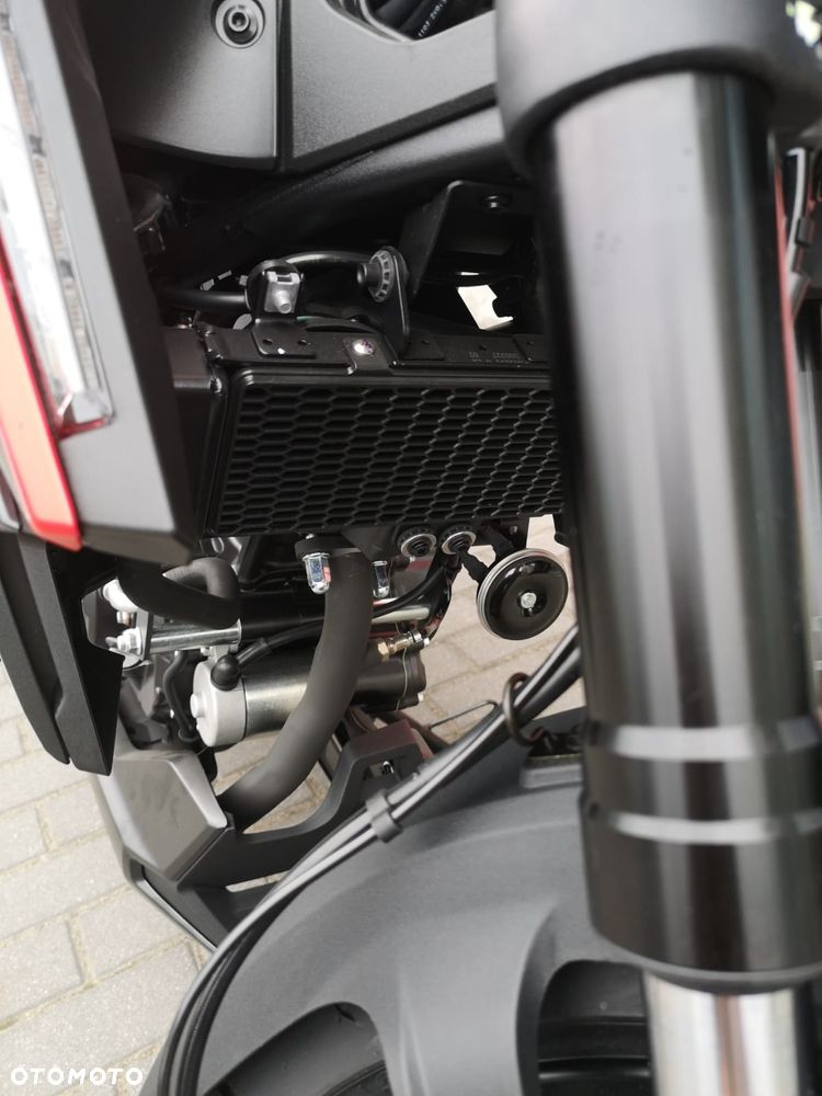 VOGE R125S - 17