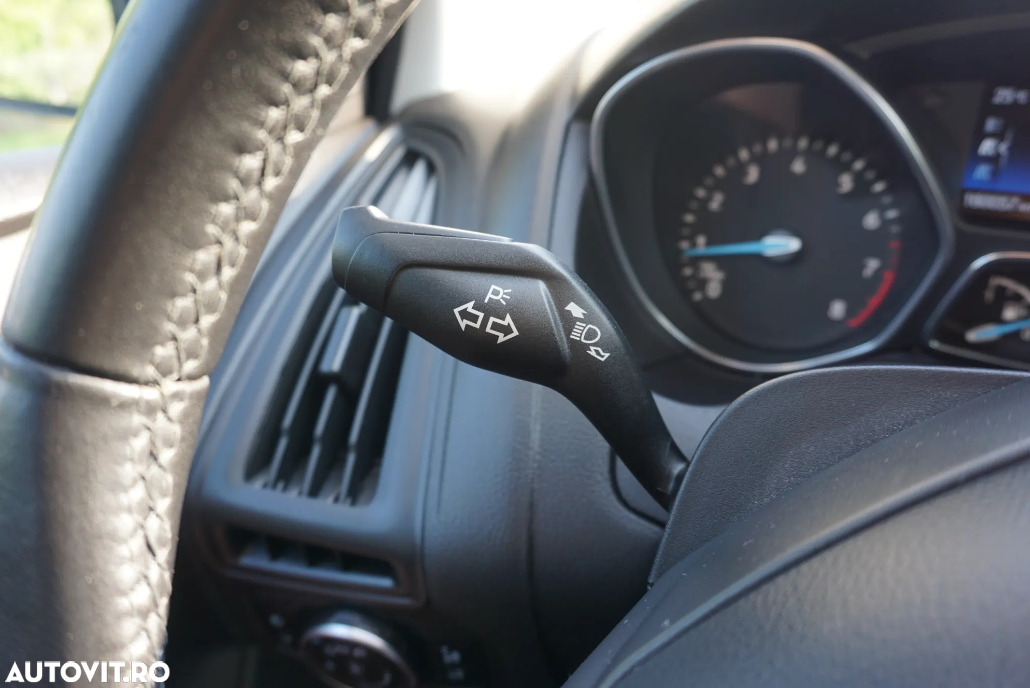 Ford Focus 1.0 EcoBoost Start Stop Trend - 19
