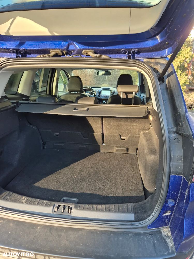 Ford Kuga 2.0 TDCi 4WD Powershift Titanium - 13