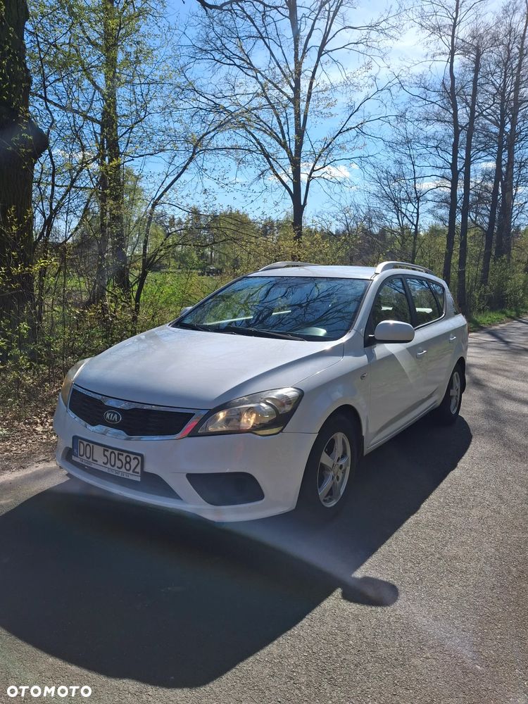 Kia Ceed 1.6 Crdi Comfort + - 12