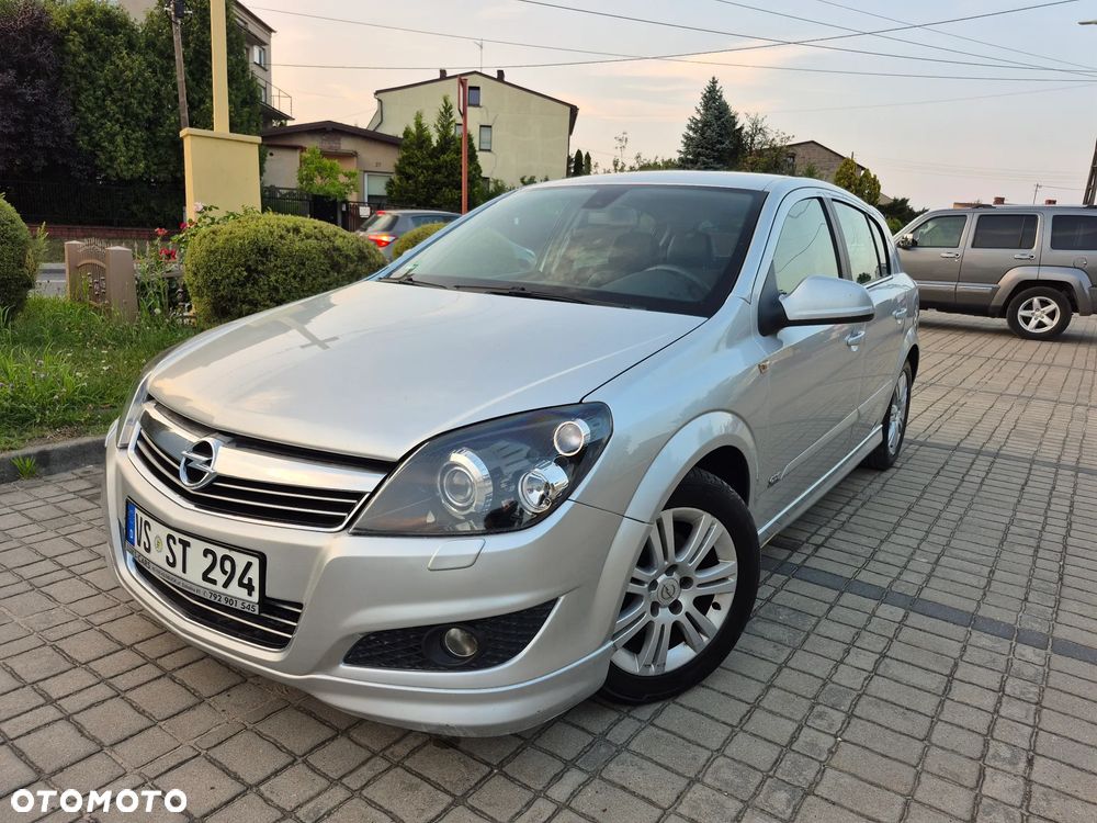 Opel Astra 1.6 Cosmo - 1