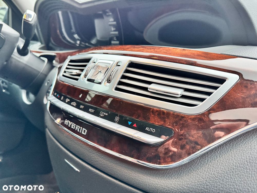 Mercedes-Benz Klasa S 400 HYBRID L - 29