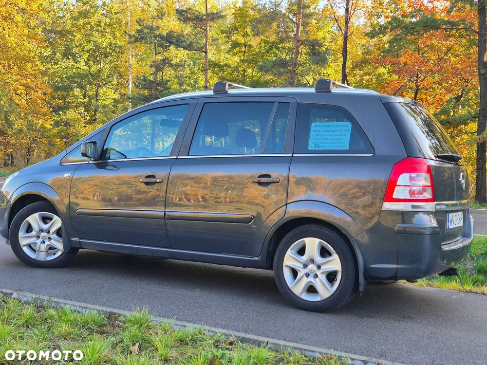 Opel Zafira 2013 photo 2