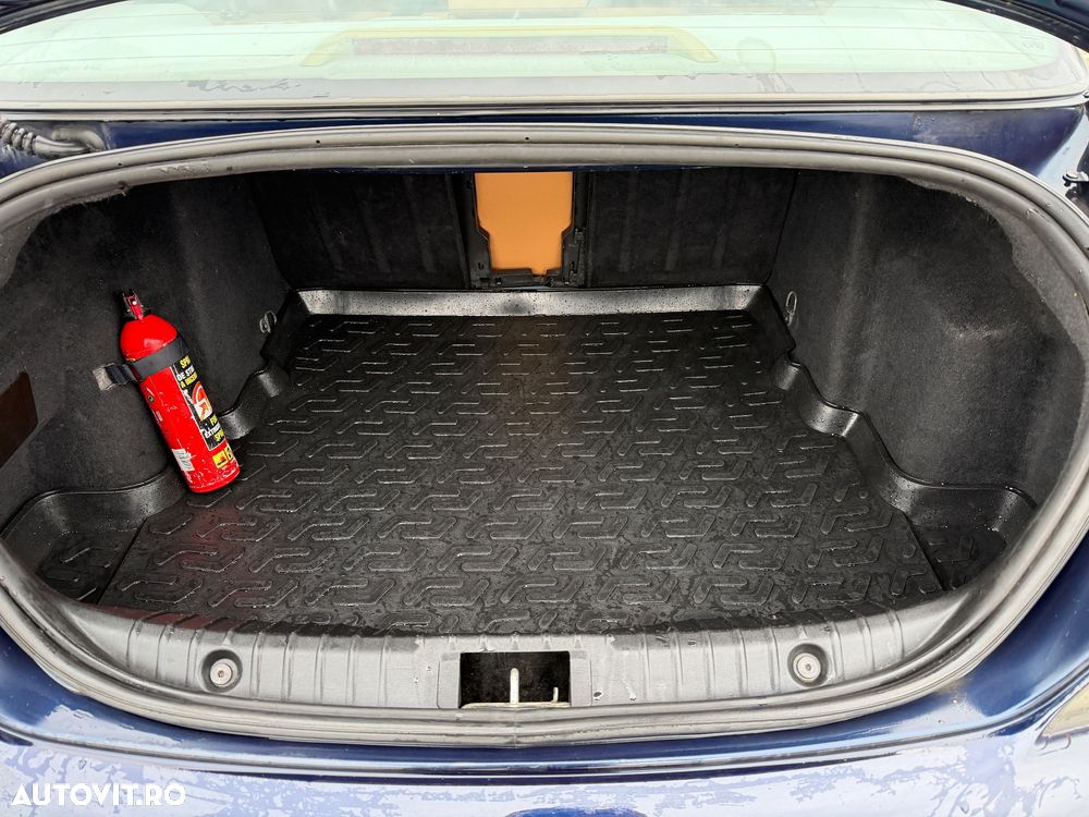 Alfa Romeo 159 2.4 Multijet Distinctive - 19