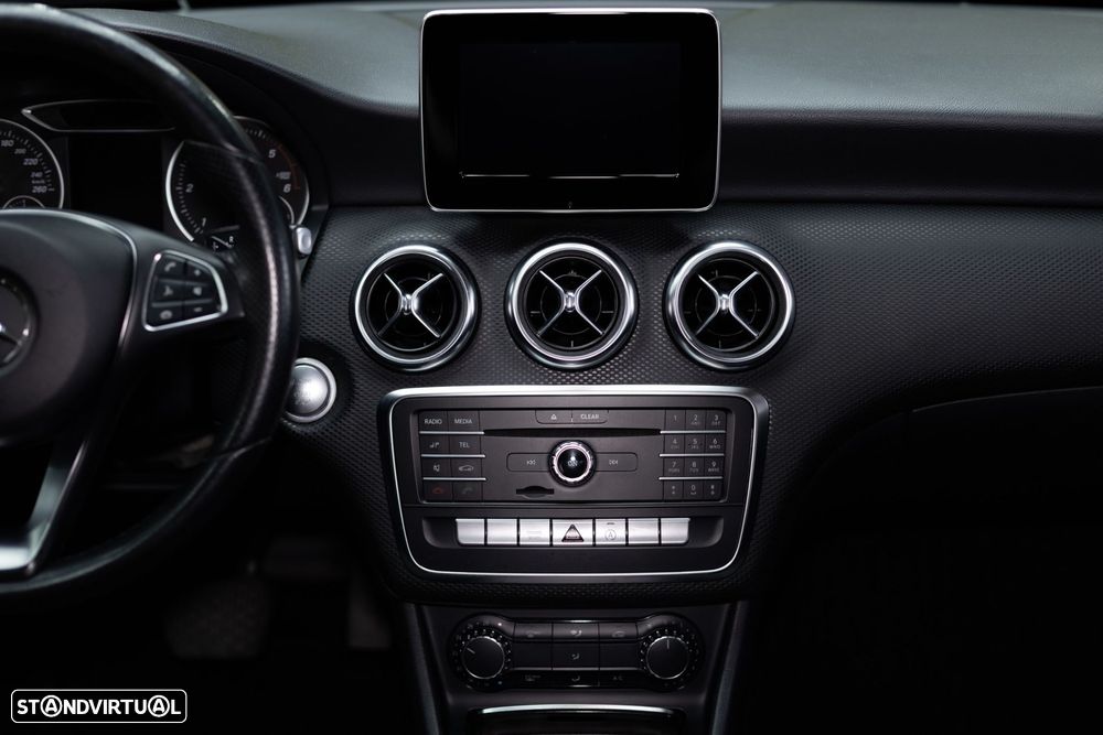 Mercedes-Benz A 180 d Progressive Aut. - 26