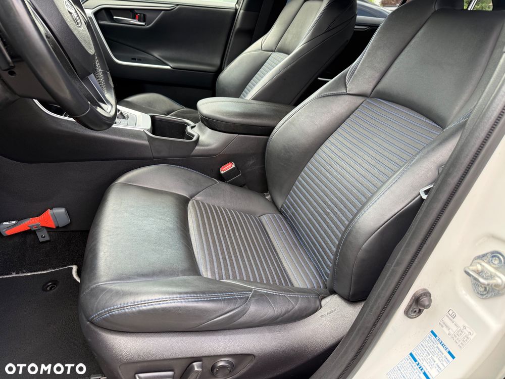 Toyota RAV4 2.5 Hybrid Active 4x4 - 32