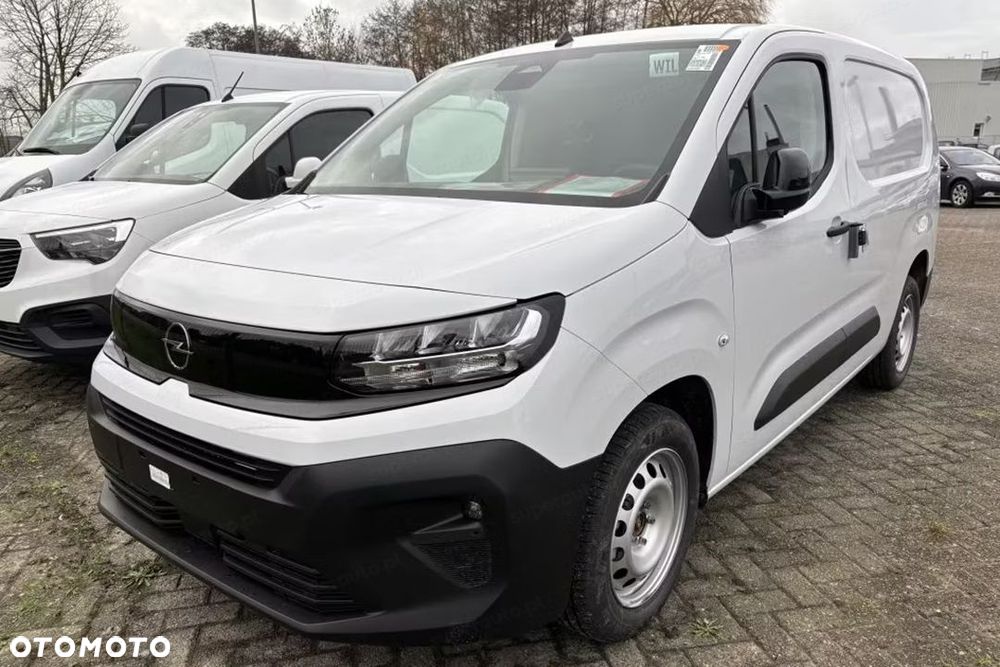 Opel Combo Van Cargo L2 EAT8 1.5 130KM - 4